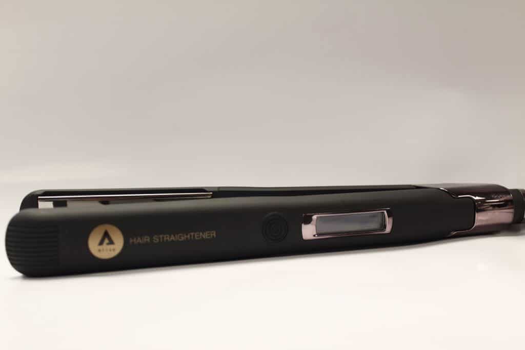 Aliza Professional Titanium Hair Straightener - Image 3