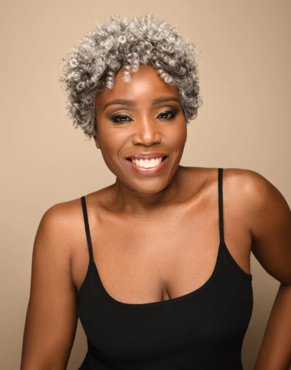Feme Afro Lace Wig - Soft Natural Curl - Image 4