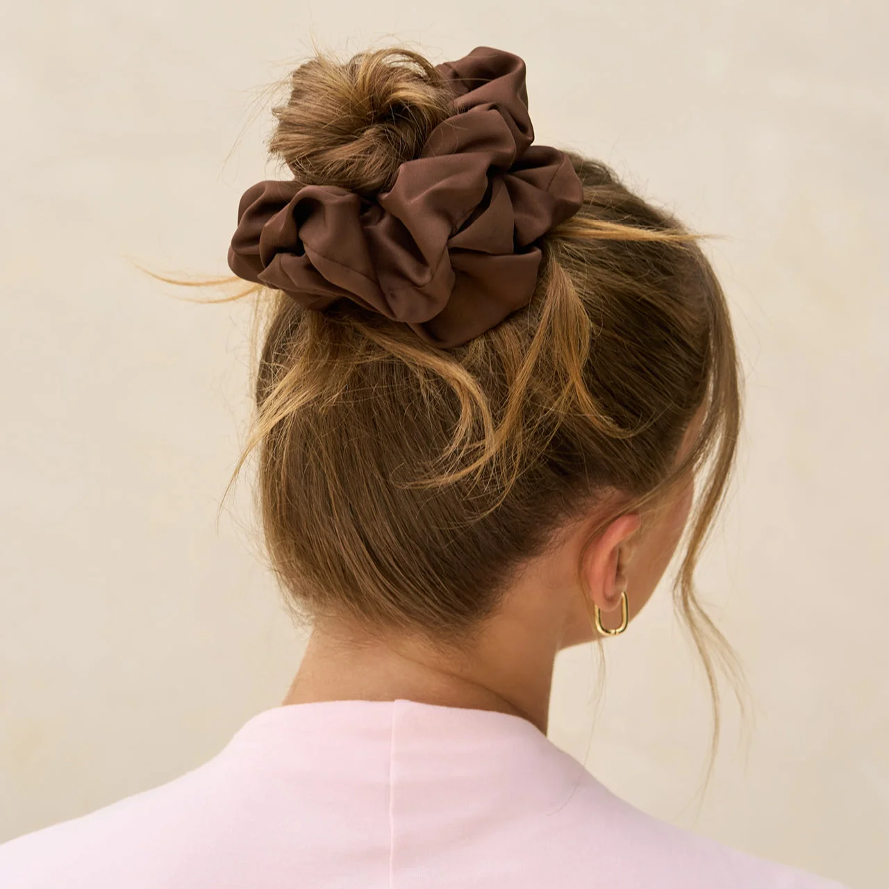 kitsch Black & Chocolate Oversized Scrunchies - Image 2