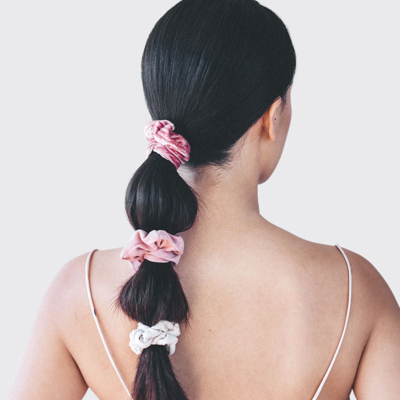 Kitsch Velvet Scrunchies - Blush/Mauve - Image 4