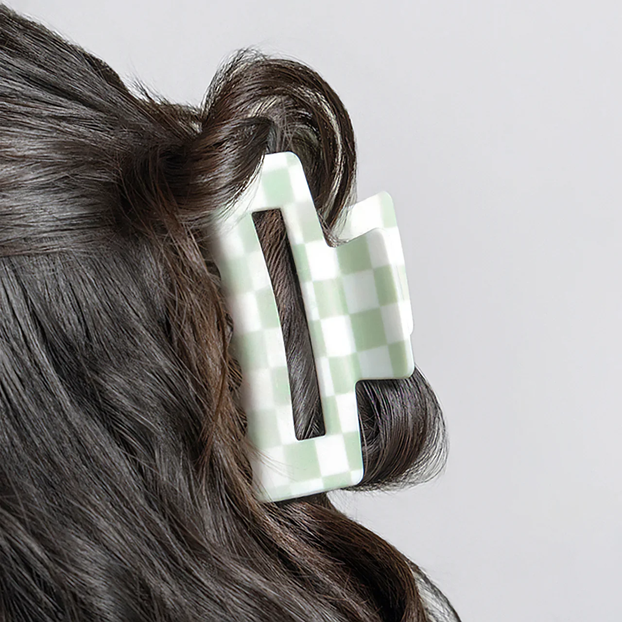 Kitsch x Divi Checkered Claw Clip - Image 2