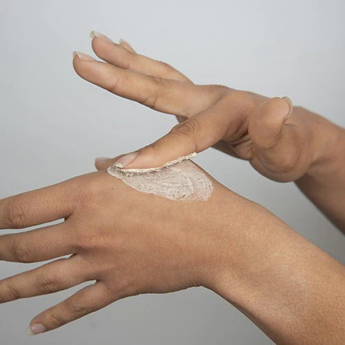 Kuza Apricot Body Scrub - Image 5