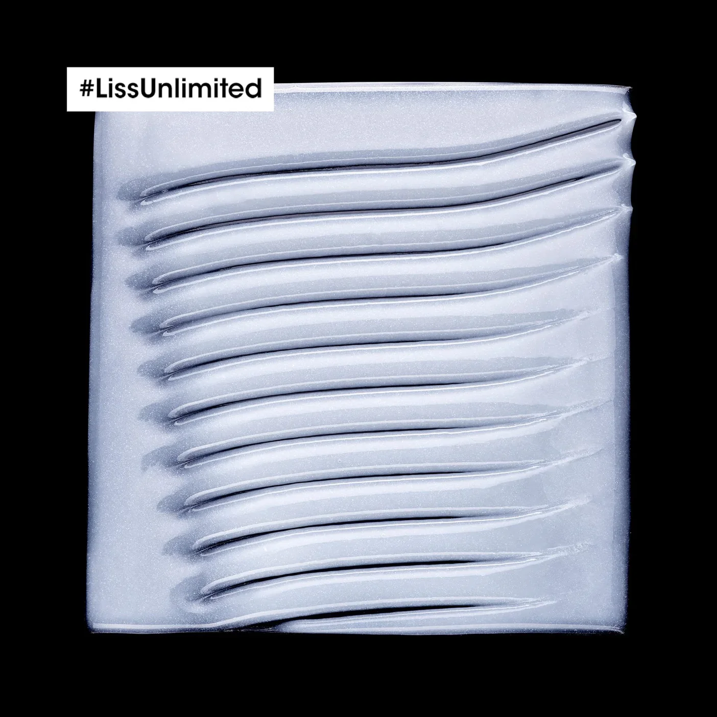 L'Oreal Professionnel Serie Expert Liss Unlimited Intensive Smoother Shampoo 300ml - Image 4