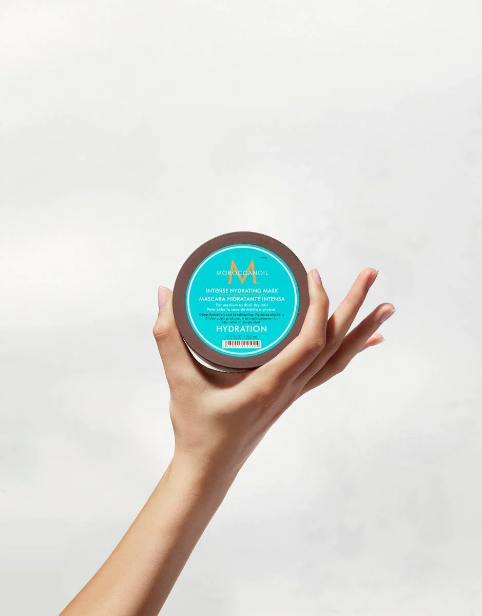 MOROCCANOIL INTENSE HYDRATING MASK FOR MEDIUM TO THICK DRY HAIR 250 ML - Image 2