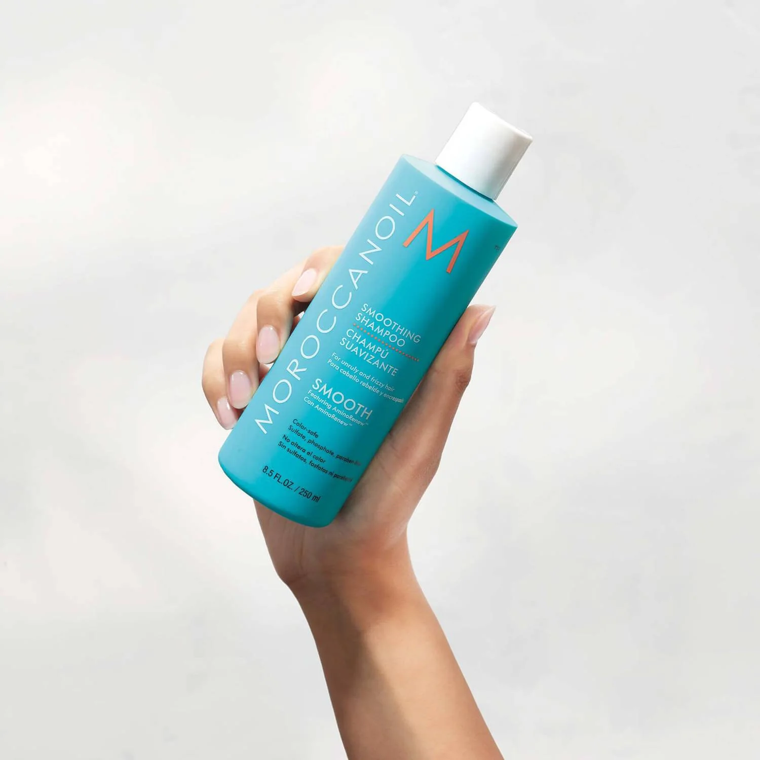 Moroccanoil Smoothing Shampoo250 ML and Conditioner250ml - Image 2