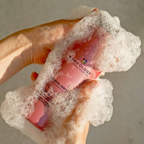PUREOLOGY SMOOTH PERFECTION SHAMPOO - Image 4