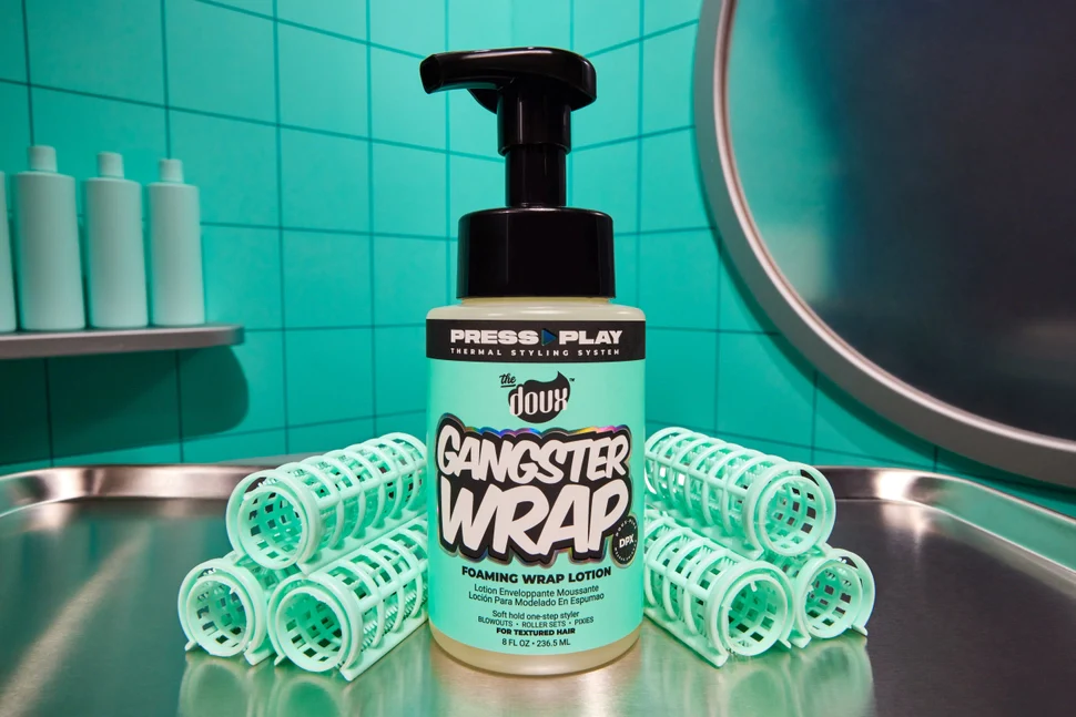 The Doux Gangster Wrap Foaming Wrap Lotion 236.5ml - Image 3