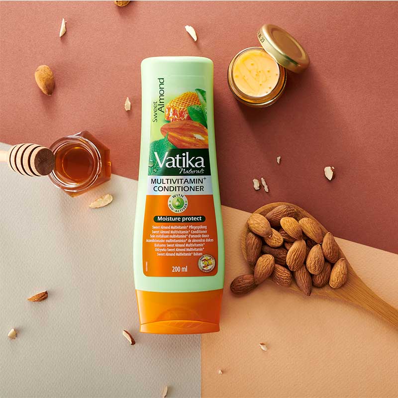 Vatika Naturals Multivitamin Almond Moist Conditioner 200ml - Image 2