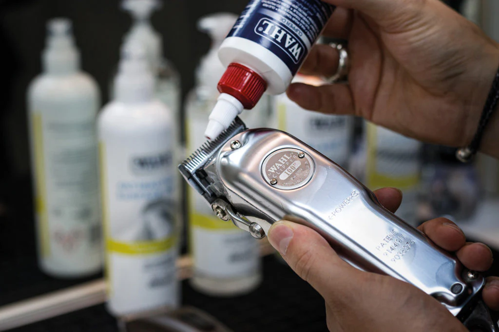 WAHL Blade Oil - Image 3