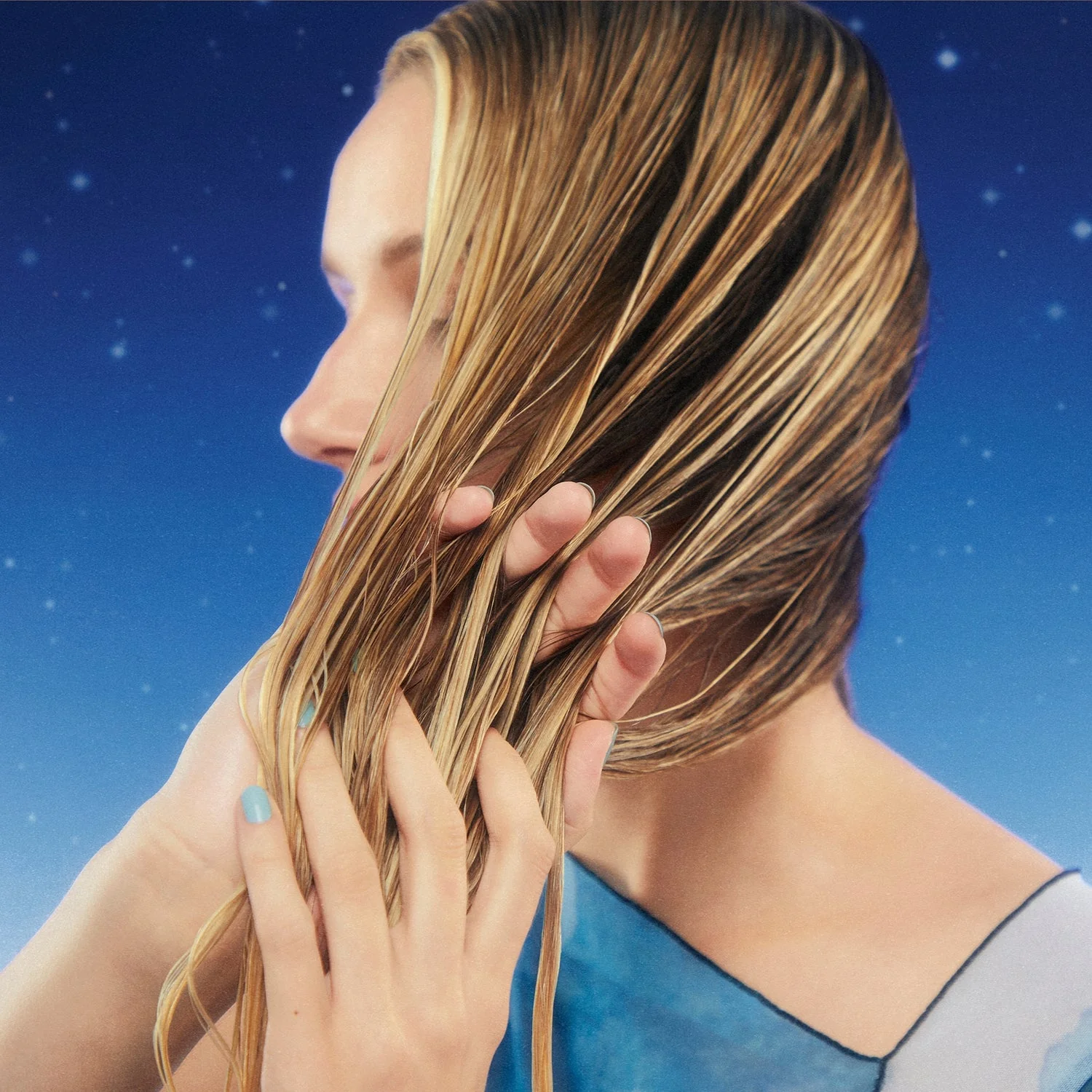 Amika Water Sign Hydrating Hair Oil 50ml/1.7oz - Image 4